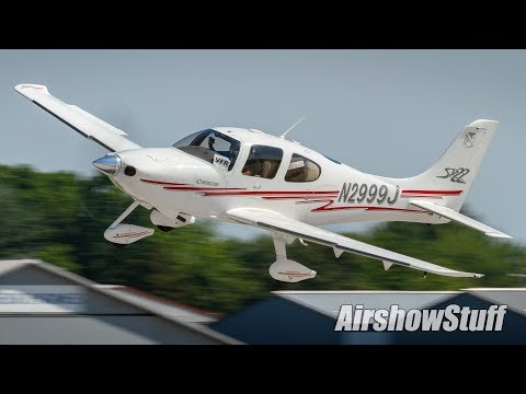 World's Busiest Airport! Oshkosh 2017 Arrivals/Departures Mega-Compilation