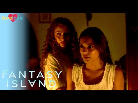 Fantasy Island | Rachel and Isabel's Late Night Kiss | Love Love