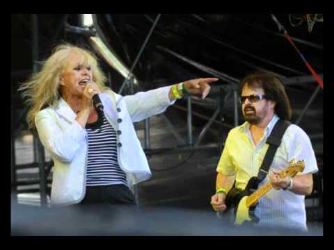 DR. BOROSS RENDEL - NEOTON KONCERT - BESZÉLGETÉS CSEPREGI ÉVÁVAL.wmv