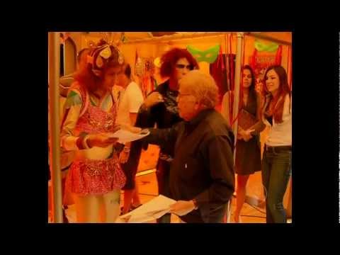 Fabiana Schunk nos bastidores do Zorra Total com Maurício Shermann - Video Show