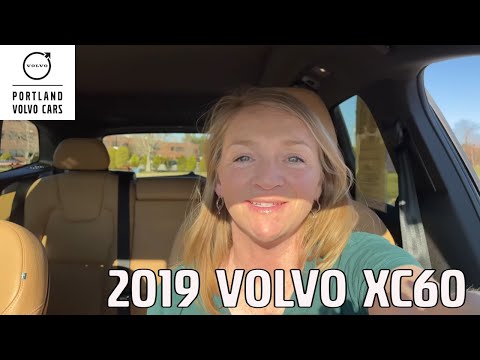 Onyx Black Metallic 2019 Volvo XC60 T5 Momentum / Walkaround with Heather