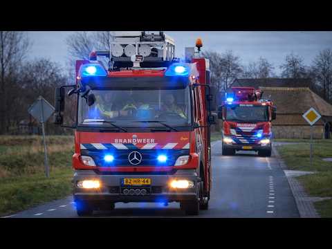 Brandweer Texel TS + HW met spoed naar een schoorsteenbrand in de Kerkstraat in Oosterend