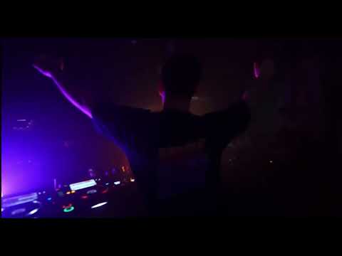 Sandstorm(Bass Kleph Bootleg Remix) VS Burning VS Everybody Goes Like That VS Stayin' Alive