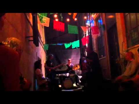Live Jazz in the Zona Rosa alley