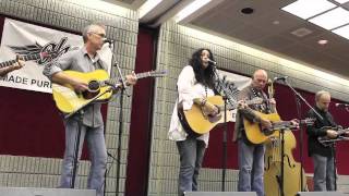 Donna Ulisse & The Poor Mountain Boys perform 