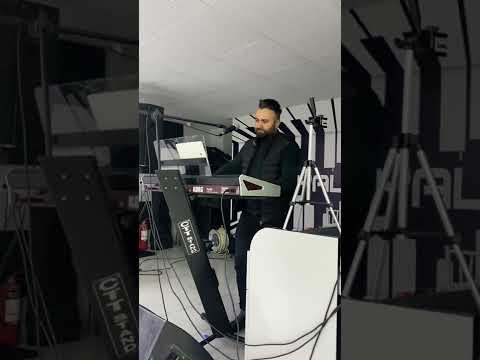 Çeke çeke ben bu dertten ölürüm