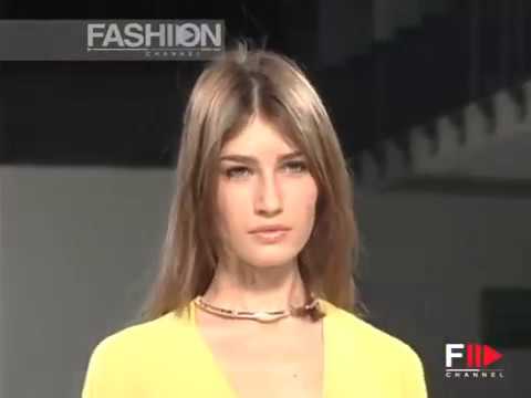 "Max Mara" Spring Summer 2003 Milan 4 of 4 Pret a Porter Woman by FashionChannel