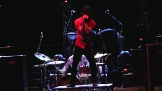 2011.03.14 Chiodos - Modern Wolf Hair (Live in St. Louis)