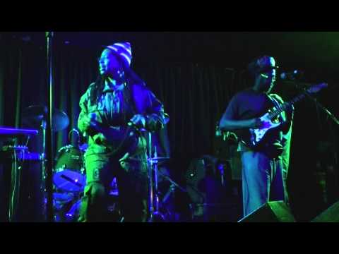 Sister Aisha @ Hootananny 27Nov14 Pt 4