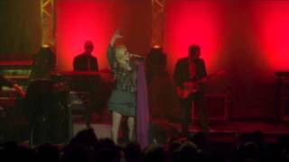 Moloko - I Want You (Live at Brixton Academy 2003)