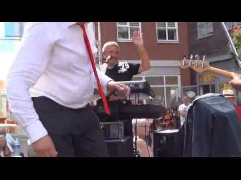 Big Caz & the 4 Bobs @ the Sweetlake Rock 'n Roll Revival (16)