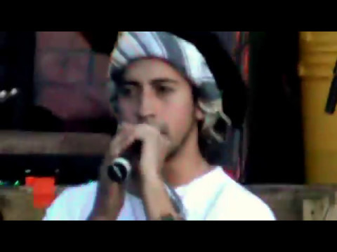 RITMO DEL GHETTO EN RAPANUI AL AIRE LIBRE 2013