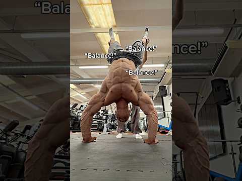 I taught him how to do THIS 🤯💀 #calisthenics #motivation #gym #gymmotivation #streetworkout