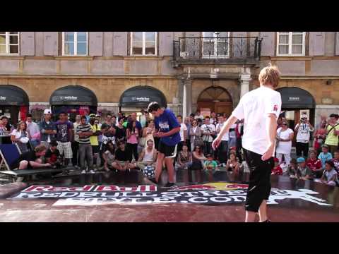 Freestyle football competition - Red Bull Street Style 2012