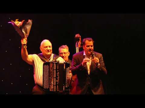 Roger Pluymers - Sail along silverymoon