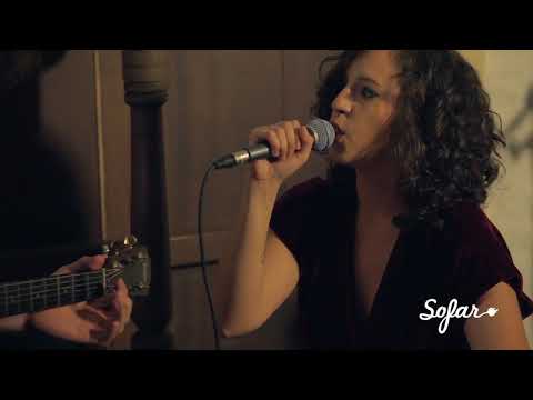 Rhaissa Bittar - Toda vez que eu dou um passo o mundo sai do lugar | Sofar São Paulo