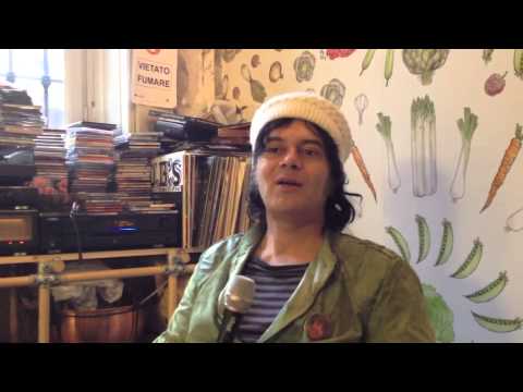 Stare bene è pericoloso: intervista con Roberto Dellera