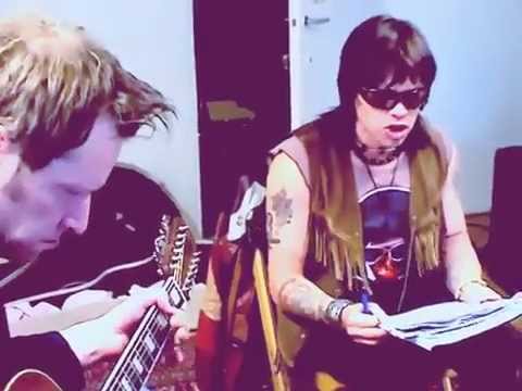 Flaming Sideburns "Praise To Helsinki" (Eddie Boyd)