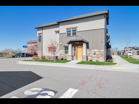 Home For Rent at 10486 S Beetdigger Blvd, Sandy By Nestwell Property Management