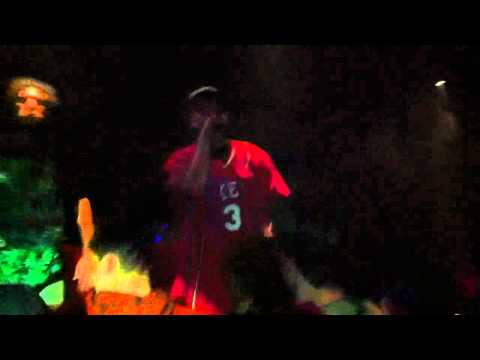 Ajs Nigrutin i Timbe  - Jedna Buksna @ Boogaloo, Zagreb 07.04.2012.