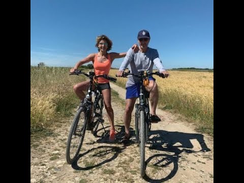 PHOTOS – Anne Nivat et Jean-Jacques Bourdin : l'évolution de leur couple