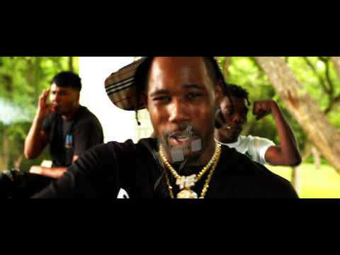 G$ Lil Ronnie ft Black Money - AINT LEAVING MY WEAPON [Exclusive By: @GoYayo]