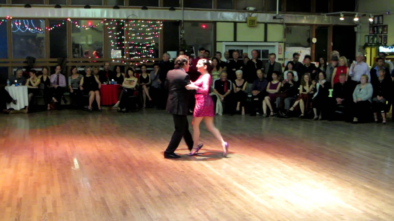 Fabian Salas and Lola Diaz at  La Milonga de Nora, 12-08-2012, 3/3