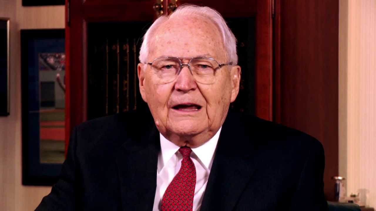 Apostle Promotes Religious Freedom