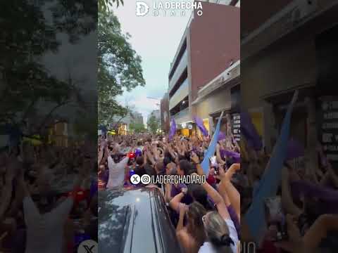 Córdoba: El presidente Javier Milei reventó las calles de Córdoba con miles de patriotas argentinos