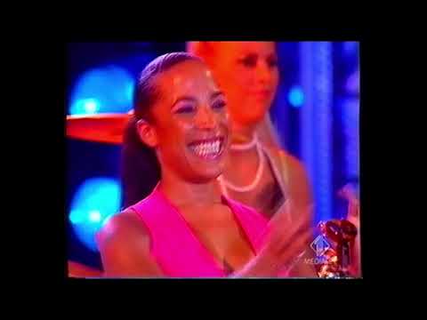 Mousse T - Is It Cos Im Cool (8 Puntata Del Festivalbar 2004 Lignano Sabbiadoro)