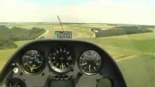 preview picture of video 'Reportage Planeur L'atterrissage 3 4, une vidéo planeur,  vol, baptême glider'