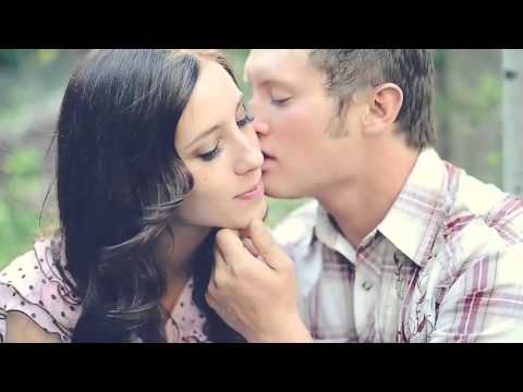 Monarunta Mihiri Sindu (මොණරුන්ට මිහිරි සිංදු කියන)