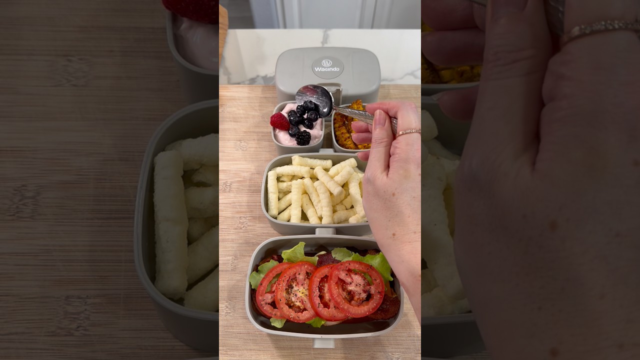 Husband’s Lunch 😃 Smash or Pass? #LunchForMyHusband #Lunch #Lunchbox #WorkLunch #BLT @BarSFoodsCo