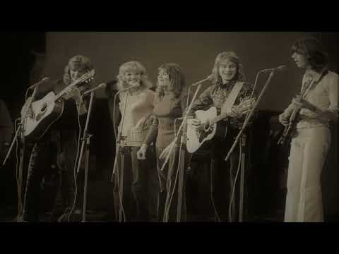 I Get a Little Sentimental Over You  THE NEW SEEKERS  (with lyrics)