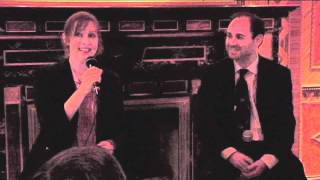 Suzanne Vega Singing Tom's Diner as Never Seen Before