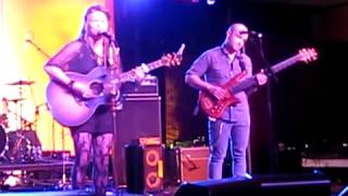 Crystal Bowersox - Mine All Mine (Live at Sunset Sessions)