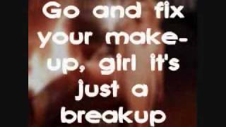 Miranda Lambert   Mama's Broken Heart [Lyrics On Screen]