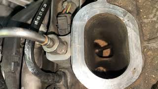 Cleaning the intake valves on a Porche Cayenne.