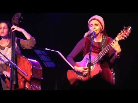 Etti Ankri אתי אנקרי - Veani ashir & Shir labat - Live in Holon (1/12)