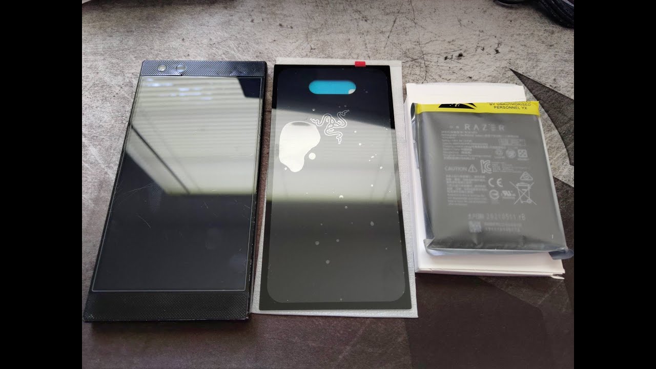 Replacing a Razer Phone 2 Battery and Back Glass / Battery Cover