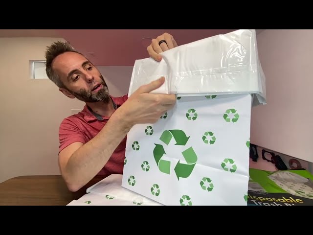 Best Recycle Bins for Party Events - close-up view