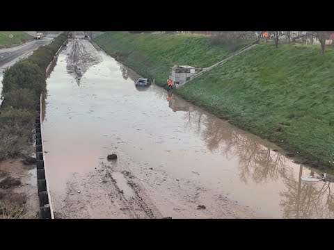 Tulare County Fire shuts down roads due to flooding