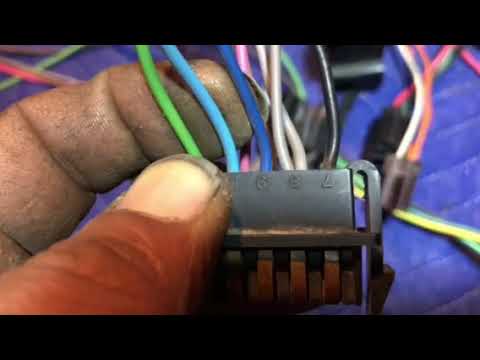 1967 to 1972 Chevy c-10 wiring and fuse box explained Part 6 of 7 #patinacode #patinarod #ratrod