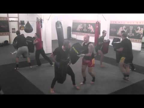2015-10-21 Techniktraining in Feinstform - Sugambrer Fightclub