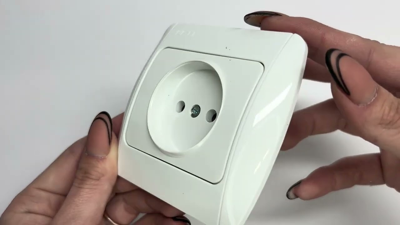 Розетка одинарная б/з EL-BI Zirve белая (501-010201-215)