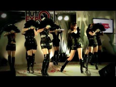"GirLish" cover SNSD @ "PHOTO HUT Cover Dance 2012"
