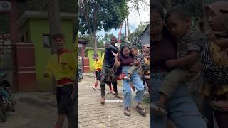 Download lagu Mamah muda kaget di belakang ada kudalumping!! Seji benjang mekar budaya mp3