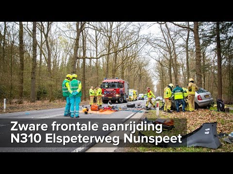 Zware frontale aanrijding op de N310 Elspeterweg bij Nunspeet - ©StefanVerkerk.nl