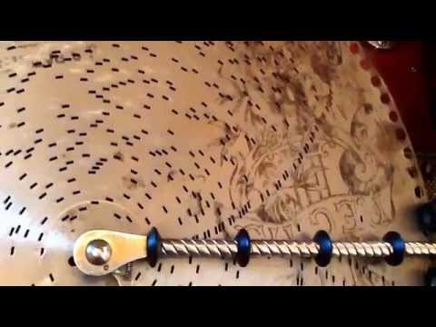 Regina Reginaphone 15 1/i2 "Monastery Bells"