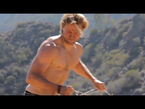 Charlie Hunnam Strips Down and Opens Up About Life After ‘Anarchy’